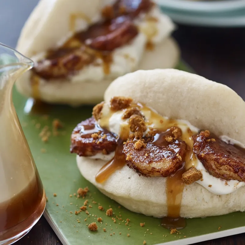 buleczka-banoffi-z-sosem-karmelowym-2000x1125_800x800