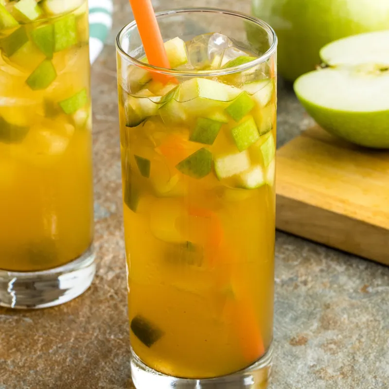 mrozona-zielona-herbata-z-jablkiem-i-ogorkiem-2000x1125_800x800