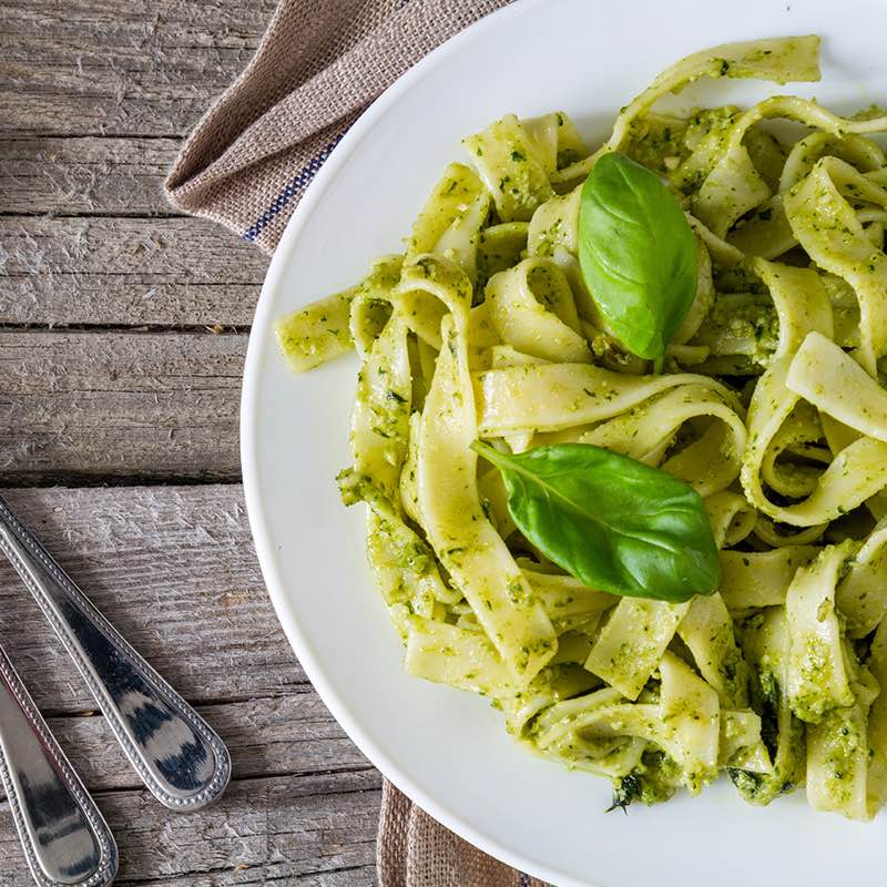 paste_cu_sos_pesto_800