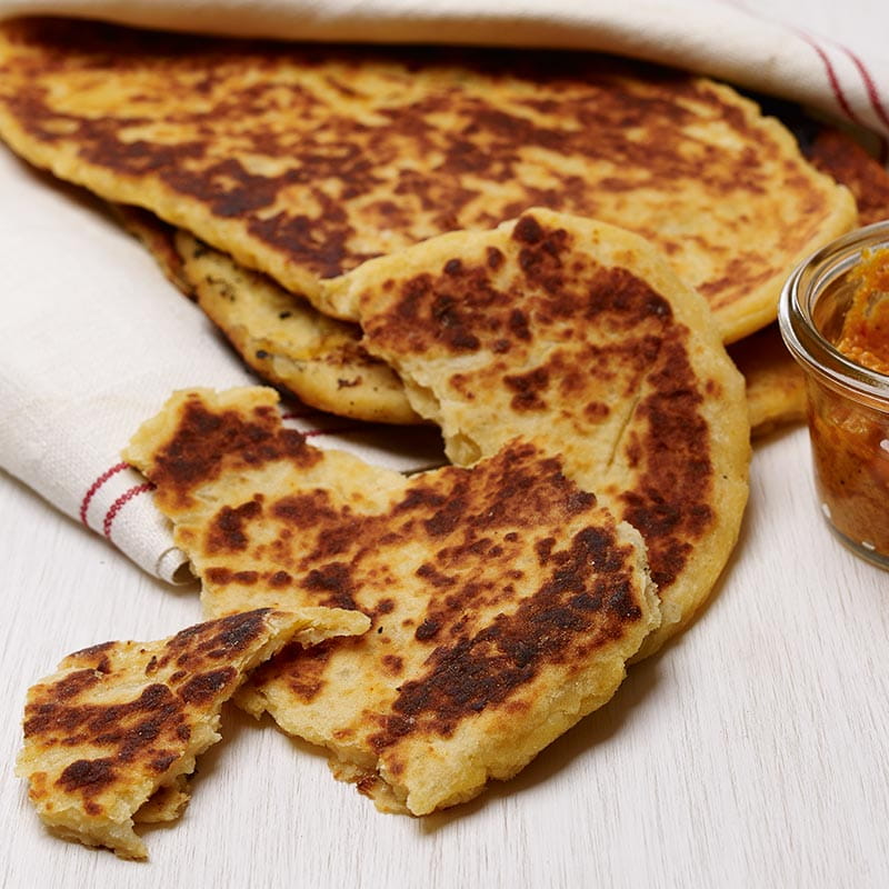 Pâine la grătar pe plită încinsă