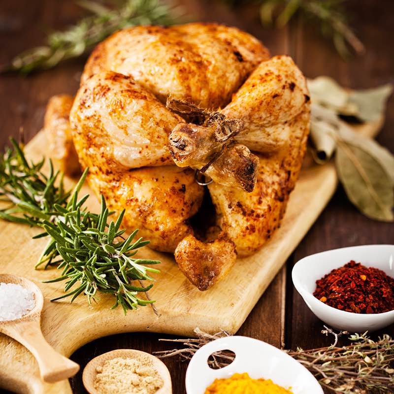 Pui umplut cu orez și legume