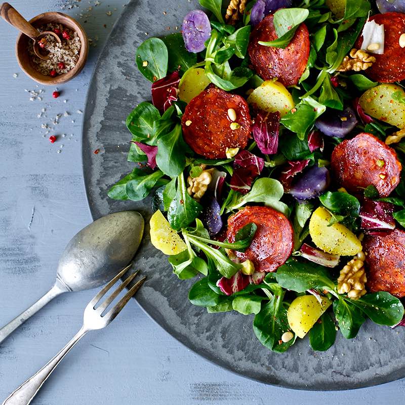 salata_cu_chorizo_cartofi_dulci_si_ciuperci_800