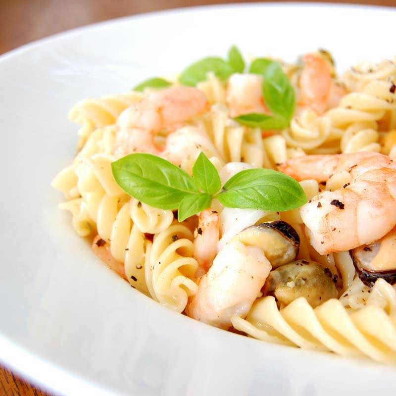 salata_cu_fructe_de_mare_800